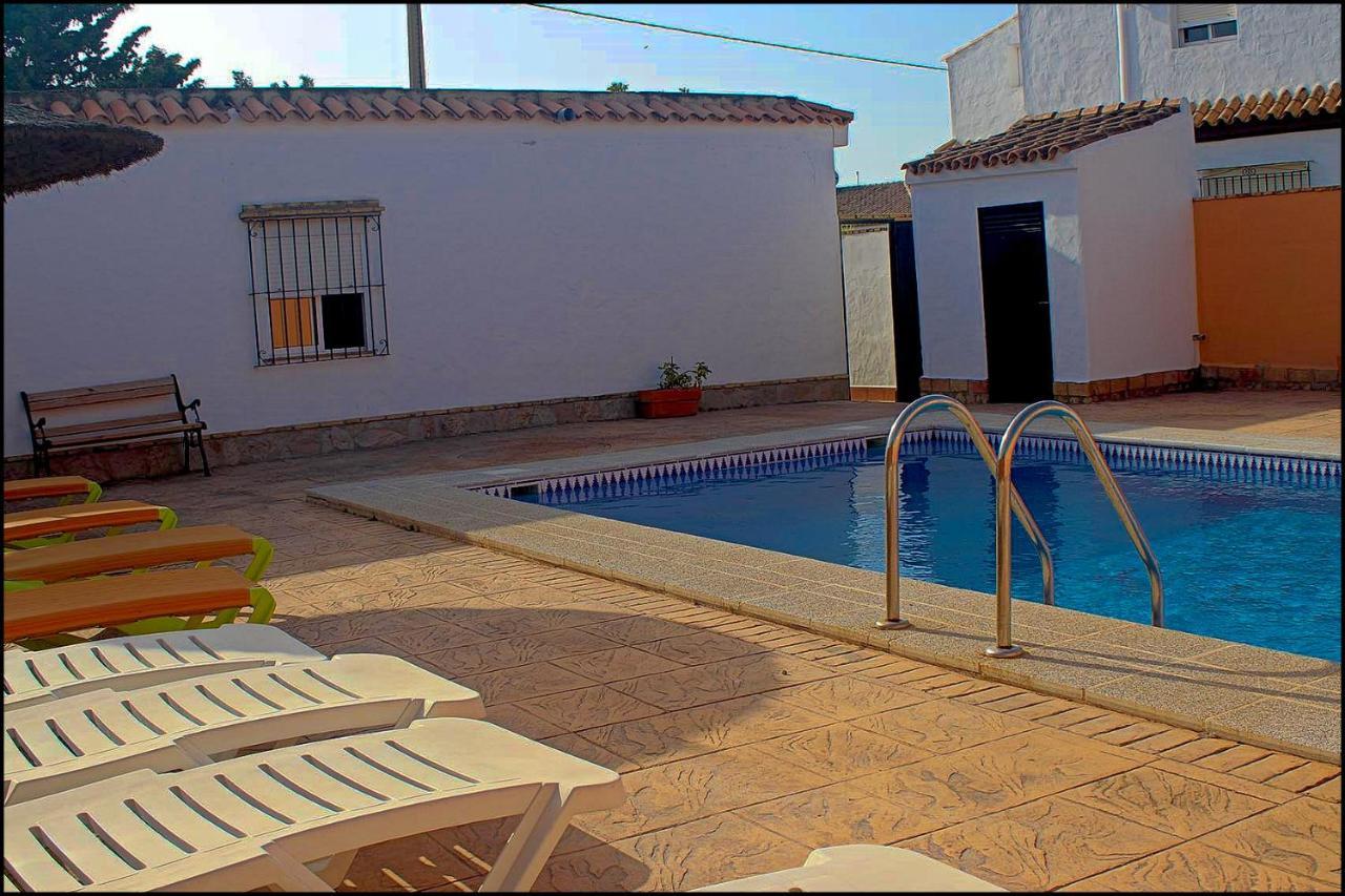Chalet Con Piscina Privada كونيل ذي لا فرونتيرا المظهر الخارجي الصورة