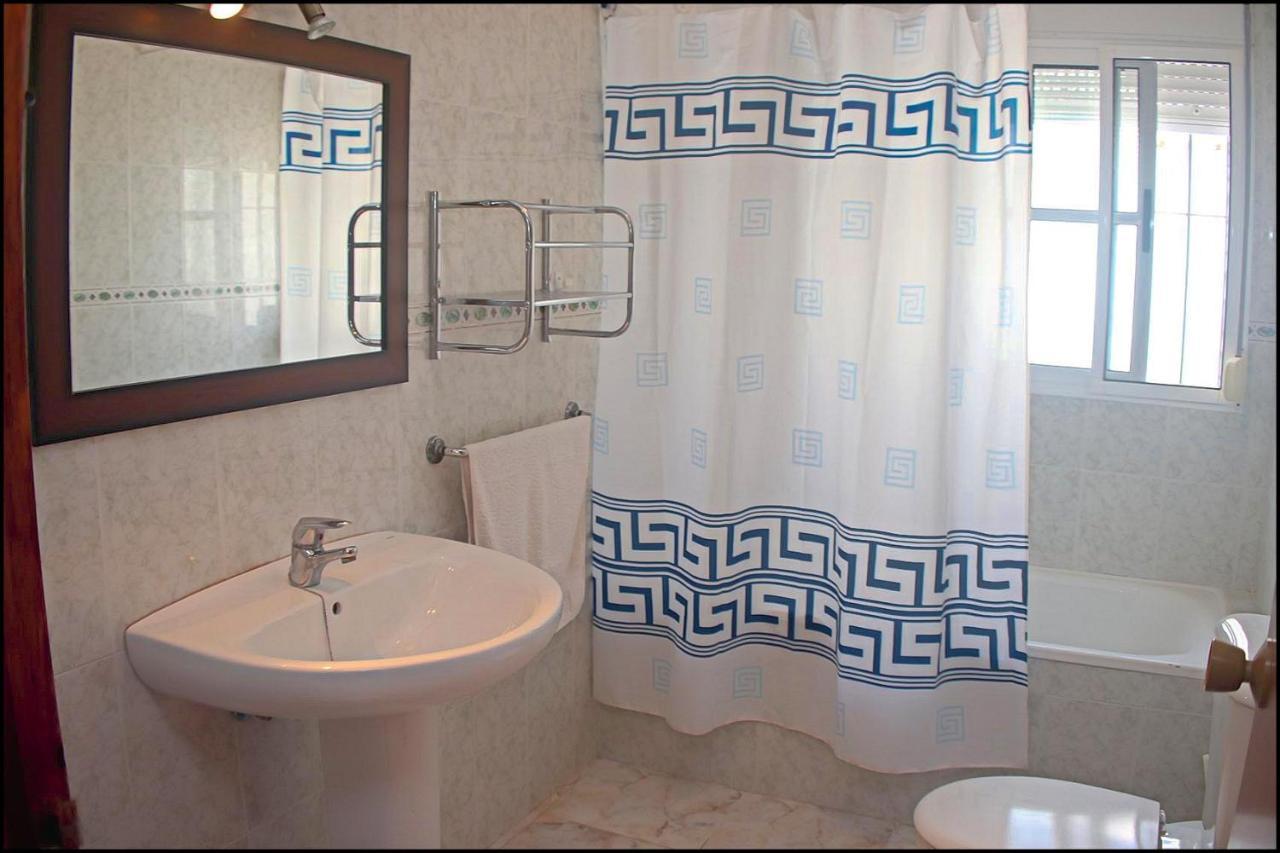 Chalet Con Piscina Privada كونيل ذي لا فرونتيرا المظهر الخارجي الصورة