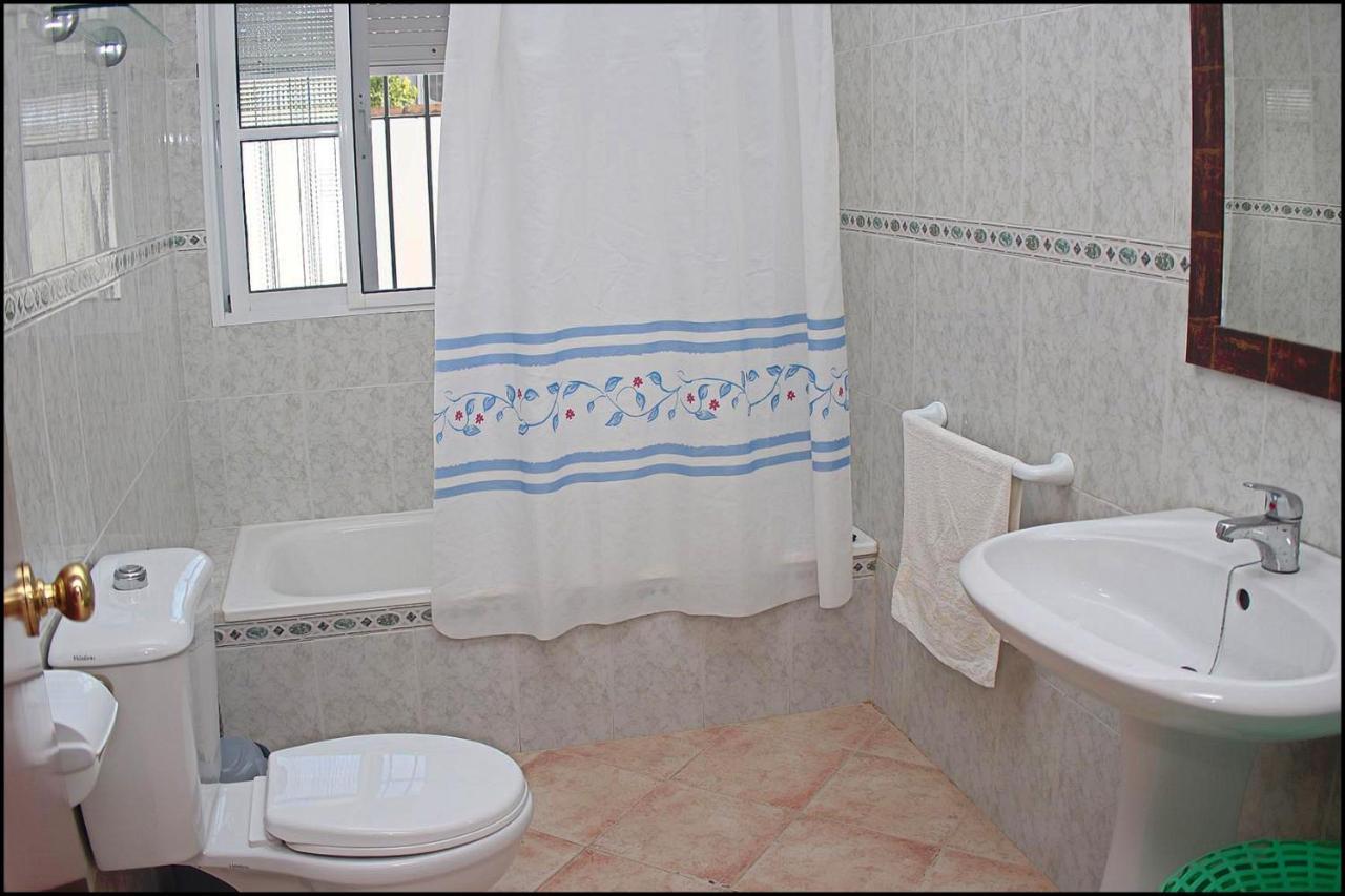 Chalet Con Piscina Privada كونيل ذي لا فرونتيرا المظهر الخارجي الصورة