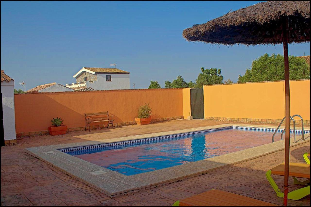 Chalet Con Piscina Privada كونيل ذي لا فرونتيرا المظهر الخارجي الصورة