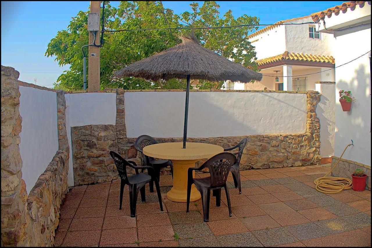Chalet Con Piscina Privada كونيل ذي لا فرونتيرا المظهر الخارجي الصورة