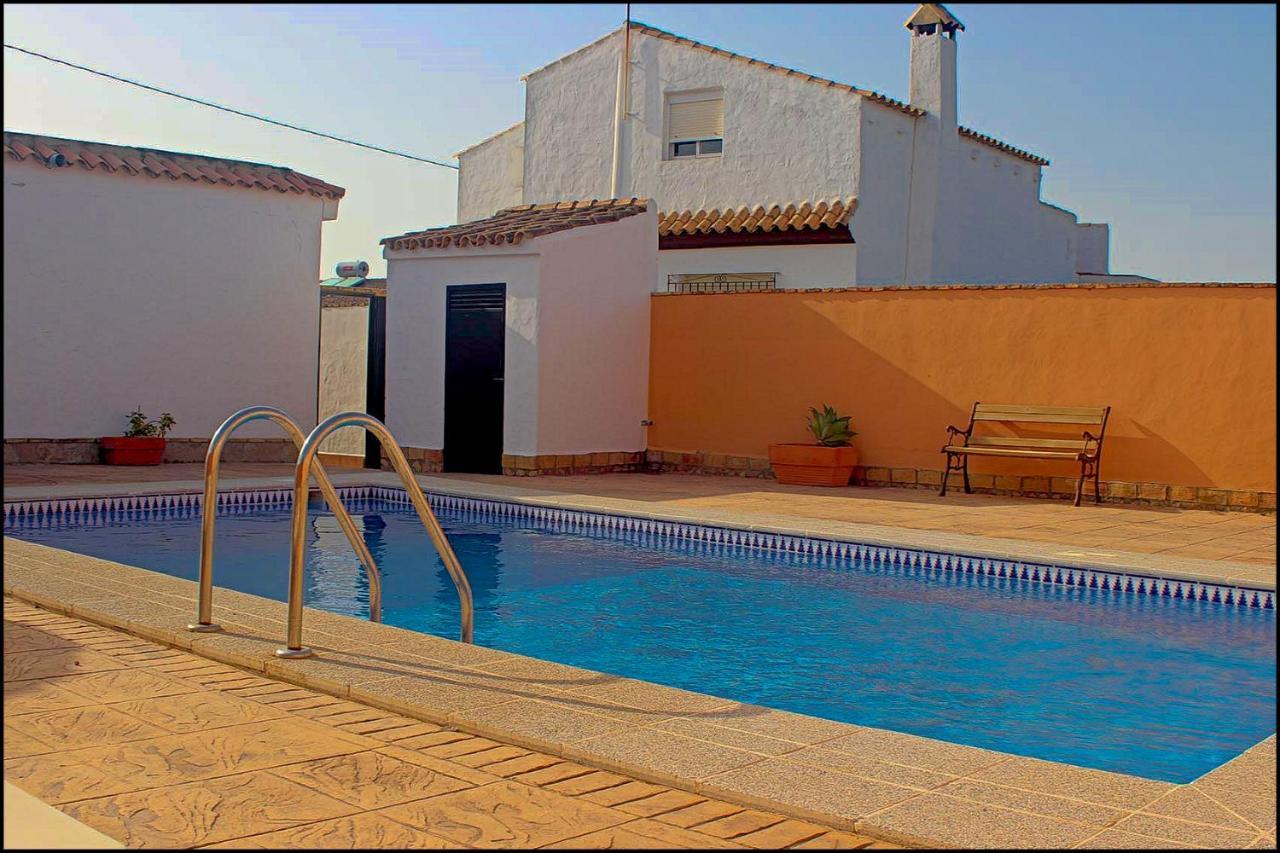 Chalet Con Piscina Privada كونيل ذي لا فرونتيرا المظهر الخارجي الصورة