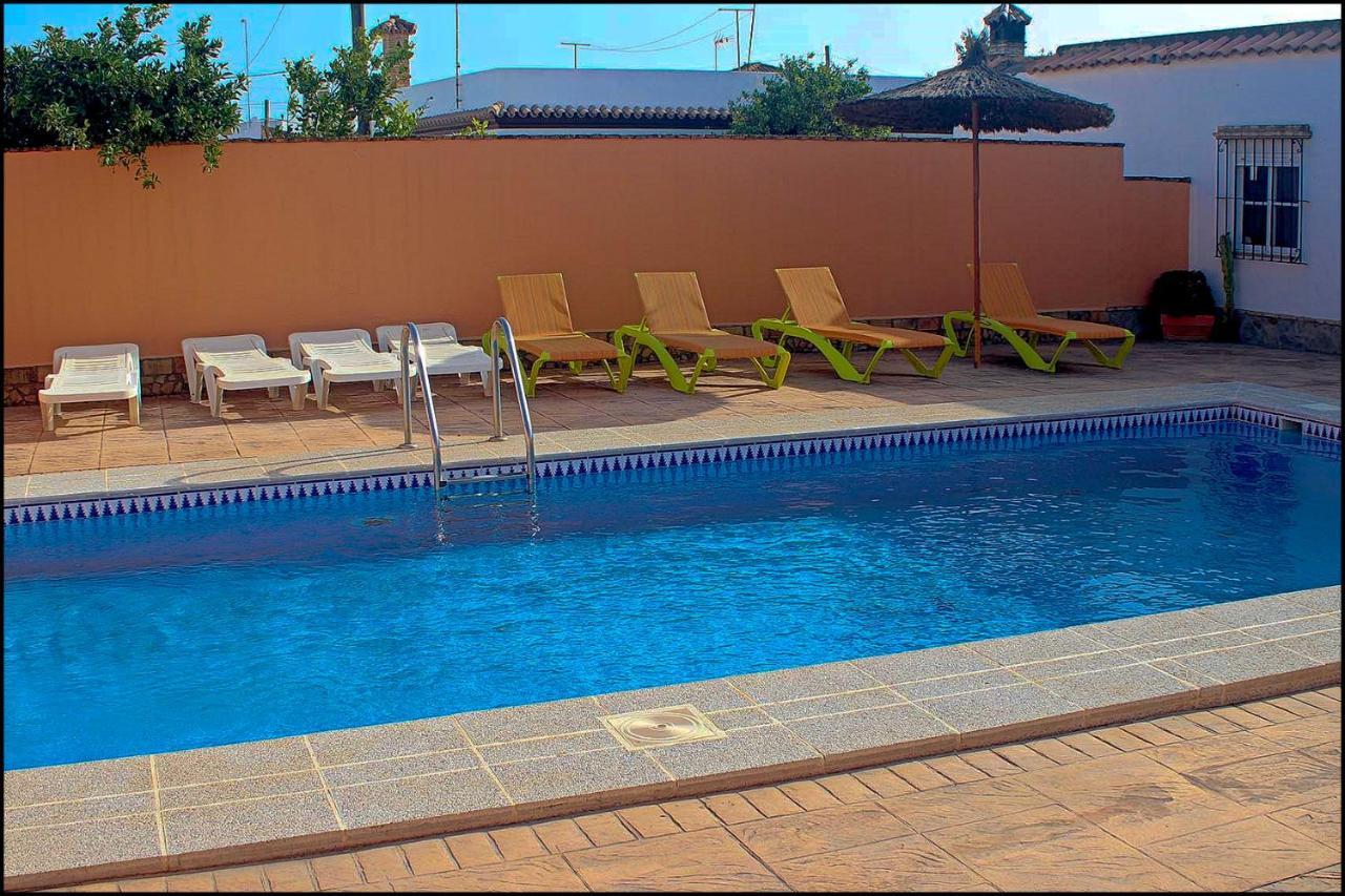 Chalet Con Piscina Privada كونيل ذي لا فرونتيرا المظهر الخارجي الصورة